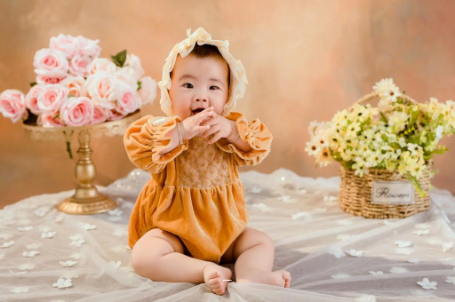 借卵生子咨询孕妇见红但肚子不痛
